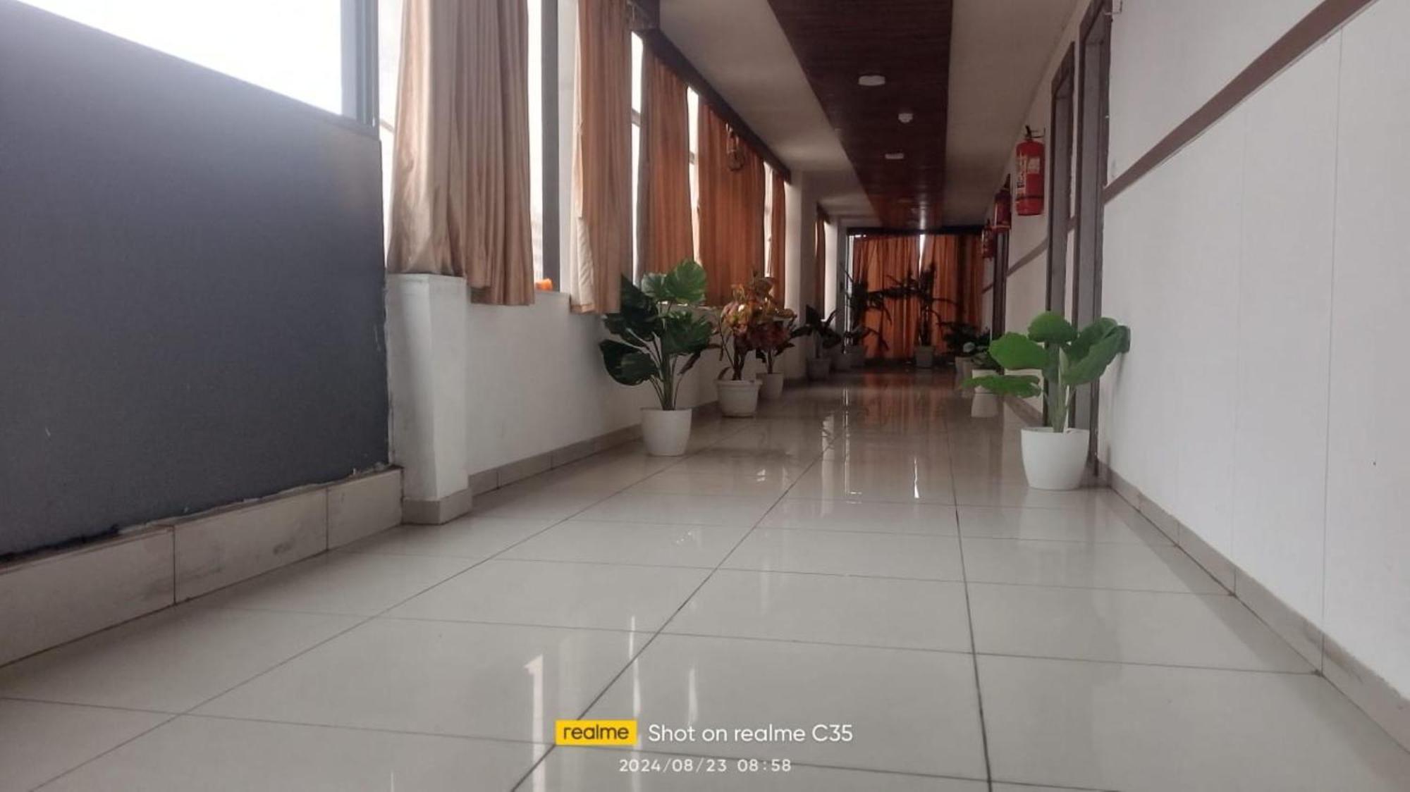 Hotel Paradise -Ahmedabad Ngoại thất bức ảnh