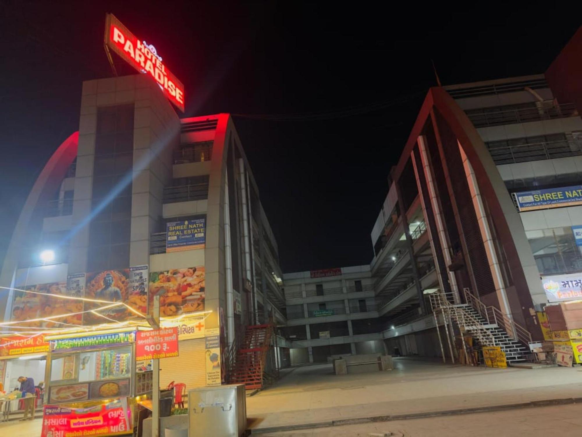 Hotel Paradise -Ahmedabad Ngoại thất bức ảnh
