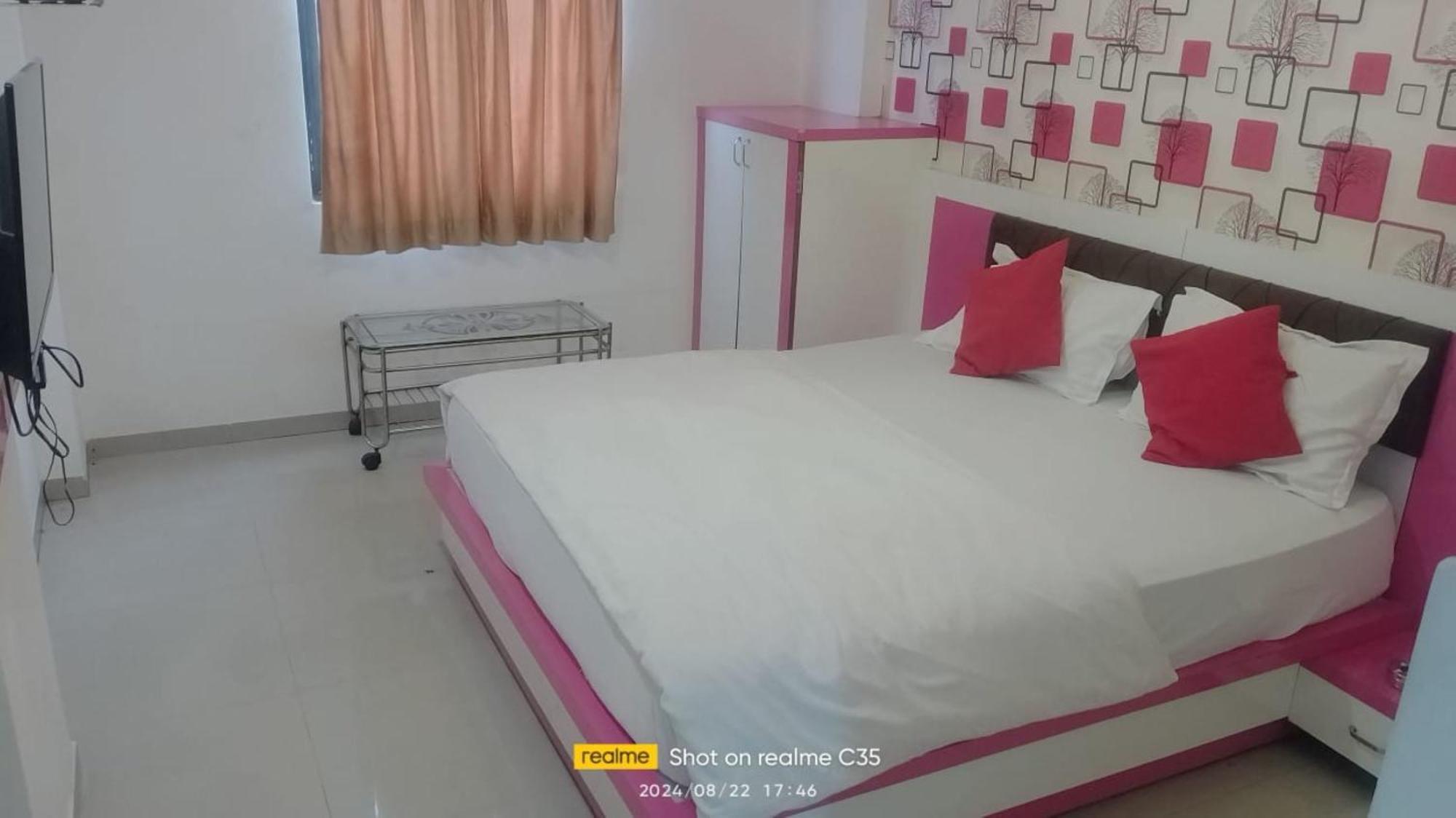 Hotel Paradise -Ahmedabad Ngoại thất bức ảnh