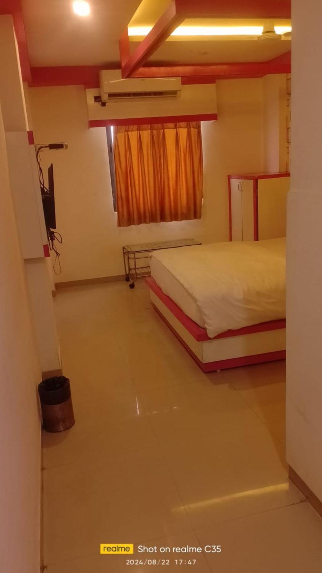 Hotel Paradise -Ahmedabad Ngoại thất bức ảnh